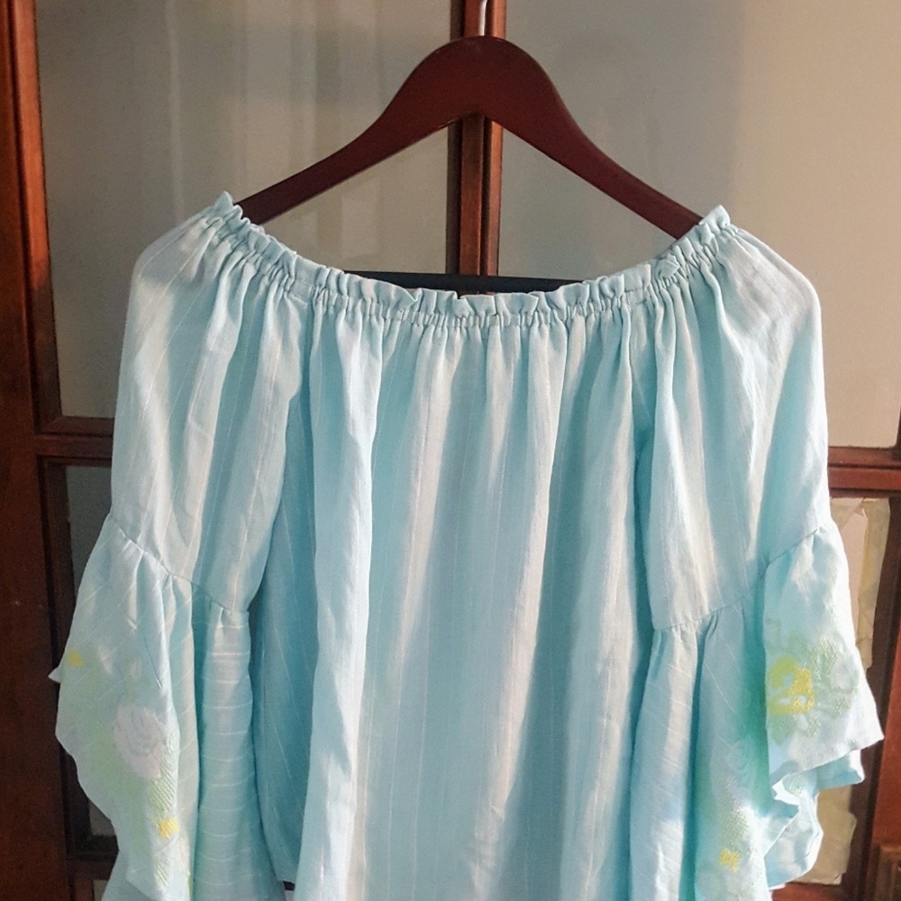 Off the shoulder, flare sleeve summer top by Miami